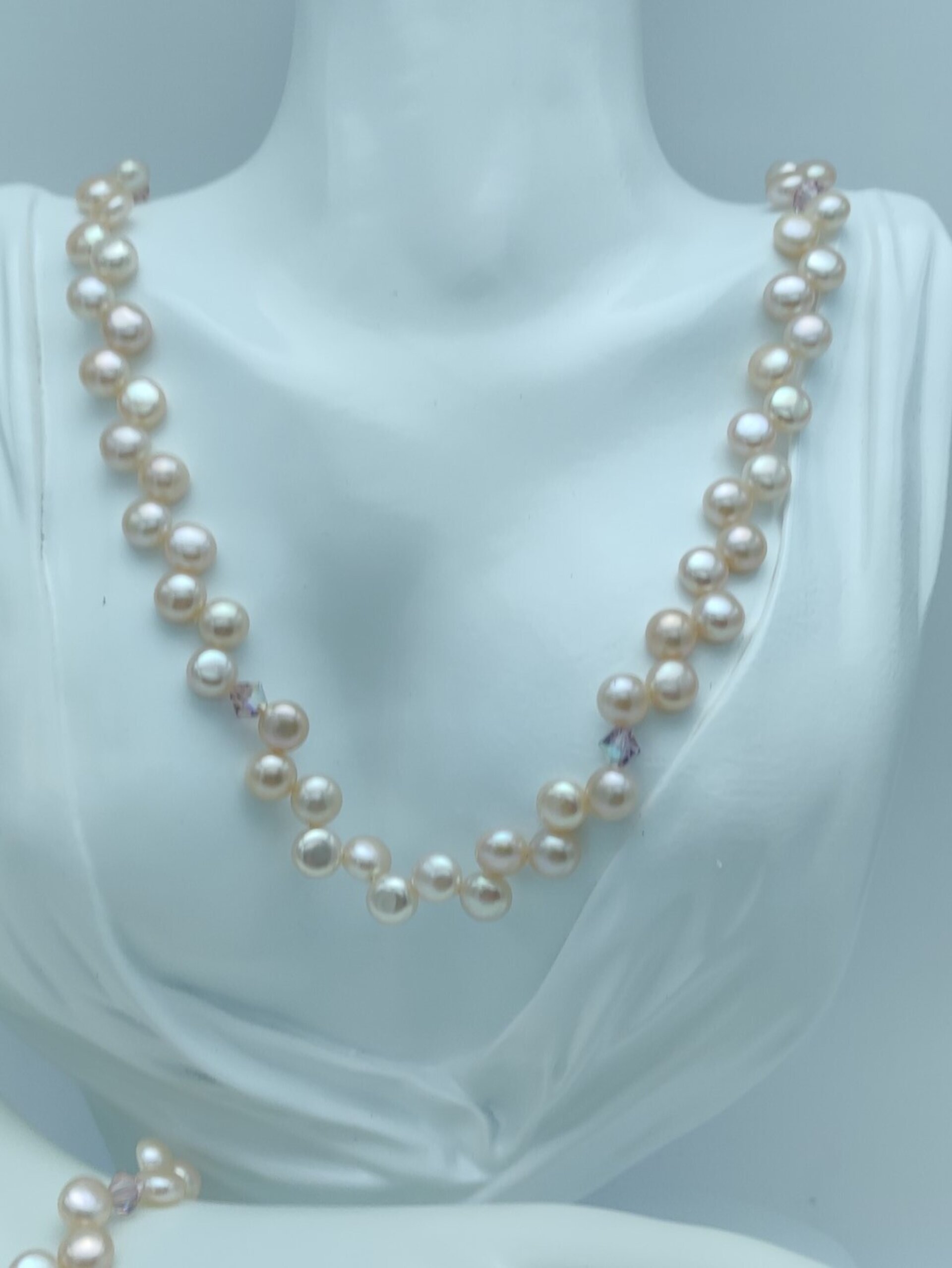 Button Pearl & Swarovski Collection Jewellery Set - 4
